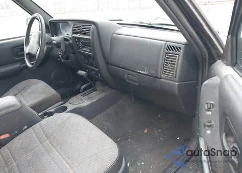 1999 Jeep Cherokee Classic/Sport from USA, damaged, VIN 1J4FF68S0XL626507